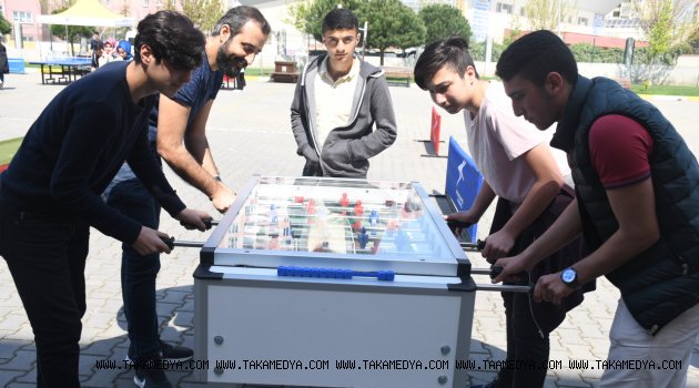 KÜÇÜKÇEKMECELİ GENÇLERİN ŞENLİK COŞKUSU