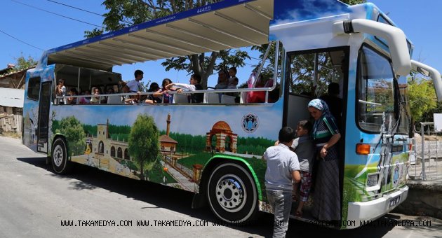 MALATYA’NIN İLK TUR OTOBÜSÜ, ‘TARİHE YOLCULUK’ TURLARINA BAŞLADI