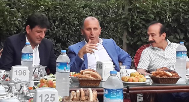 MUHARREM USTA “ TRBZONSPOR’UN KURTULUŞU TRABZONUN BÜTÜNLÜĞÜYLE OLUR “ DEDİ.