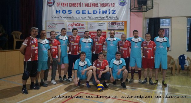 Of’ta voleybol şöleni