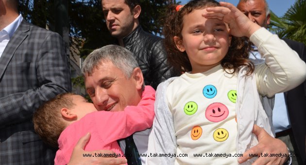 OF'TA BAYRAM HAVASINDA KUTLU DOĞUM PROGRAMI