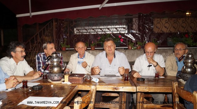Of'ta Mahalleliler El Ele Verdi