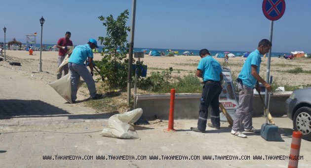  SAHİLLERDE TEMİZLİK ÇALIŞMASI YAPILDI