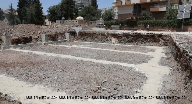 ŞAİR NABİ'DEKİ SEMT PAZARI İNŞAATI SÜRÜYOR