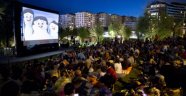  Açık havada sinema keyfi Akasya Park'ta