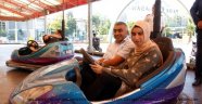 Eğlence engellere takılmadı