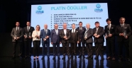  Aksa Akrilik’e platin ödül