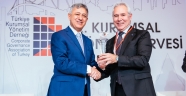 Aksa Akrilik, kurumsal yönetimin zirvesine çıktı