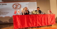 Bayer: 'Türkiye'de gazetecilik bitmiştir!'