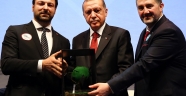 Cumhurbaşkanı’ndan Hüseyin Samut'a Plaket