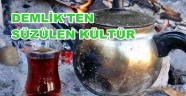 Demlikten Süzülen Kültür:Çay