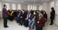 “ERGENLERE SÖZ SÖYLEME BİÇİMİMİZ BİLE ÇOK ÖNEMLİ”