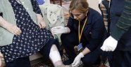 Evde Bakım Hizmetiyle Hayata Tutunuyorlar