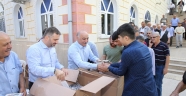GÜNGÖREN BELEDİYESİ 40 BİN KİŞİYE AŞURE DAĞITTI