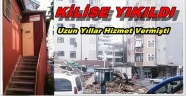 GÜNGÖREN'DE KİLİSE YIKILDI...