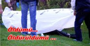 Hamit Öğretmen Bahcede Ölü Bulundu