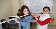HAYRAT ÇOCUK ŞENLİĞİ’NDE KADIKÖYLÜ VE HAYRATLI ÇOCUKLAR BİRLİKTE SÖYLEYECEK