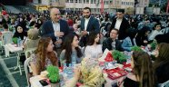 LİSE SON SINIF ÖĞRENCİLERİ İFTARDA BİR ARAYA GELDİ