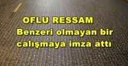 Oflu Ressam, Ankara'daki Atölyesinde Kuran'ı Kerim'i Dev Tuvale Yağlı Boyayla Yazıyor