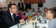Of'ta ‘Kahvaltımı Yaptım, Meyvem Çantamda’ Etkinliği