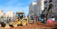 Sahildeki çöpler tek tek toplandı