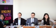 SURİYELİ MÜLTECİLER İÇİN MAHALLENİN SESİ