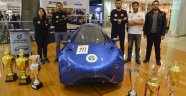 Üniversite Öğrencileri Otomobilin “1,5 Adana” sını ürettiler
