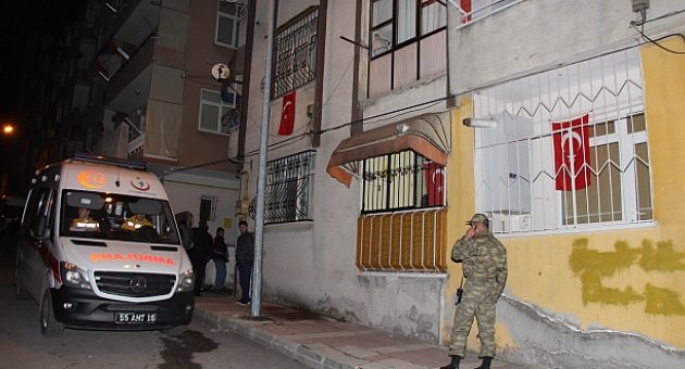 Türkiye şehitlerine ağlıyor