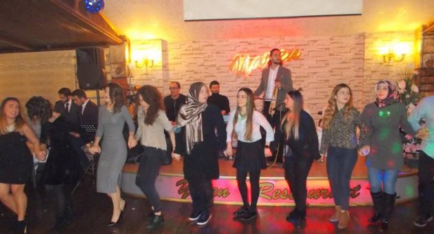 ÜNİTS Lİ GENÇLERİN 10.YIL BULUŞMASI MUHTEŞEMDİ
