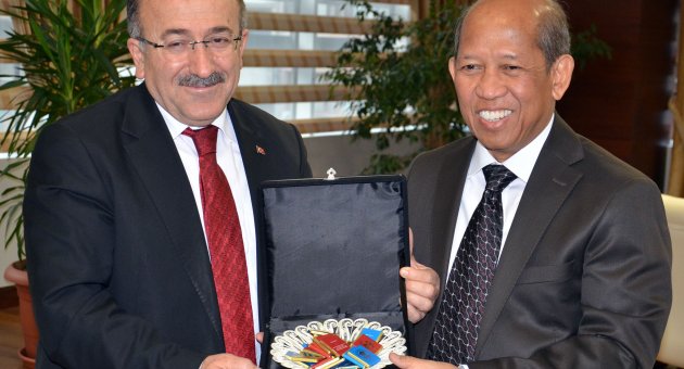 Wardana, Endonezyalılar fındığı çok sevdi