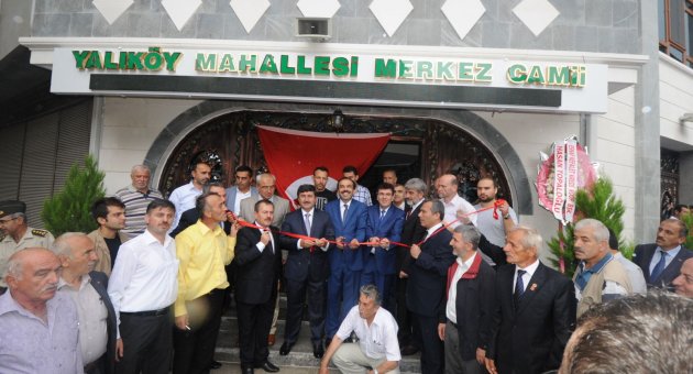 Yalıköy Merkez Cami Dualarla İbadete Açıldı